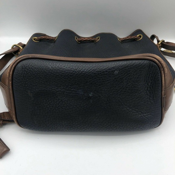 Vintage Dooney & Bourke Black Pebble Bucket Purse - Picture 6 of 10